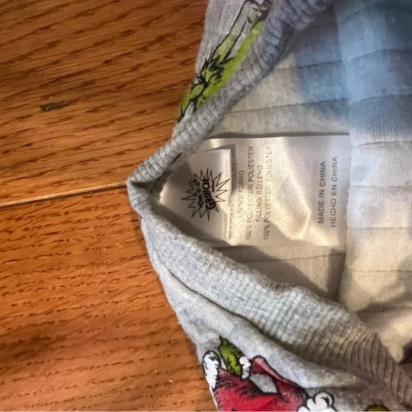 Grinch Kids Matching Set - Red & Heather Gray Holiday Loungewear - Picture 8 of 10